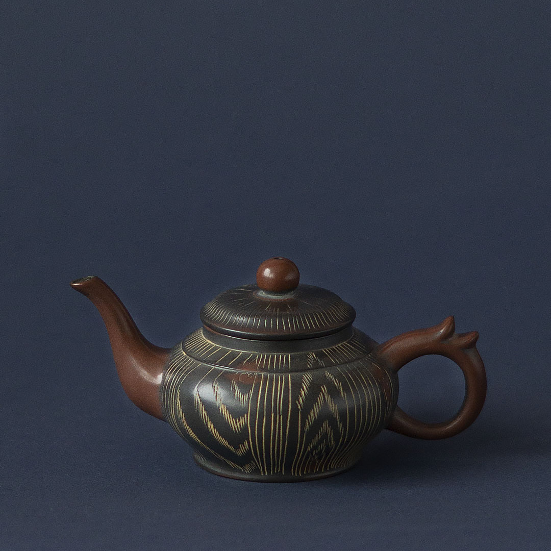 Глиняный чайник ручной работы